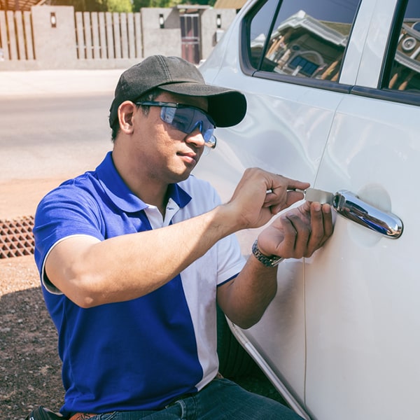 cerrajería de autos suele llegar al lugar del servicio en un tiempo promedio de 30 minutos